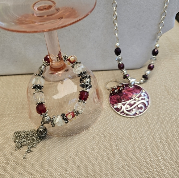 SET! Garnet 925 Ring with Stretchy Glass Bead Bracelet and Beaded Necklace - Picture 4 of 14